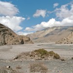 Brightly lit landscape. Source: http://upload.wikimedia.org/wikipedia/commons/2/2a/KaliGandaki.jpg Brightly lit landscape. Source: http://upload.wikimedia.org/wikipedia/commons/2/2a/KaliGandaki.jpg